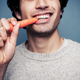 Illustration for article titled Cuando comer verduras te hace más sexy, o cómo determina el olor masculino la atracción sexual